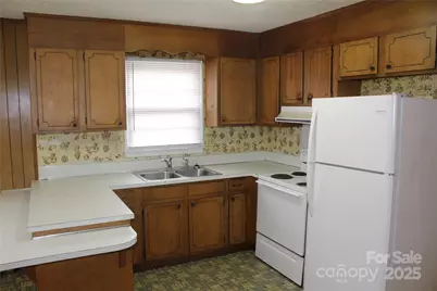 1156 Oak Forest Drive, Morganton, NC 28655 - Photo 6
