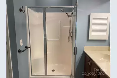 481 26th Avenue NE, Hickory, NC 28601 - Photo 8