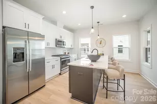 3709 Lou Ann Ave, Charlotte, NC 28208 - Photo 2