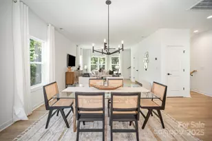 3709 Lou Ann Ave, Charlotte, NC 28208 - Photo 10