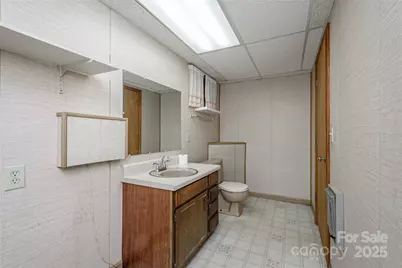 220 Leverette Drive, Hendersonville, NC 28791 - Photo 30