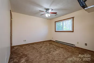 220 Leverette Drive, Hendersonville, NC 28791 - Photo 14