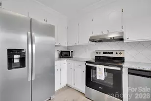 1440 Jodhpur Ct, Charlotte, NC 28212 - Photo 18