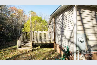 4150 Bristol Place, Collettsville, NC 28611 - Photo 2