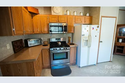 4150 Bristol Place, Collettsville, NC 28611 - Photo 8