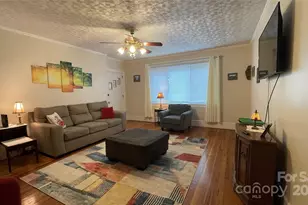 144 Maple St, Badin, NC 28009 - Photo 4