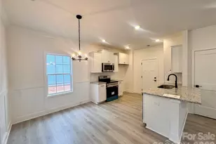 720 Inwood Hill Dr, Gastonia, NC 28056 - Photo 4