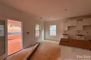 720 Inwood Hill Dr, Gastonia, NC 28056 - Photo 2