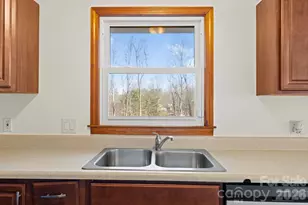 2338 Greater Druid Hills Blvd, Hendersonville, NC 28791 - Photo 10