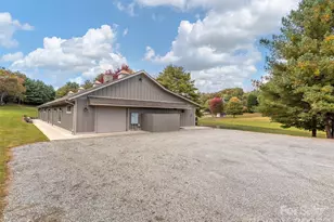 355 Johnson Dr, Canton, NC 28716 - Photo 22