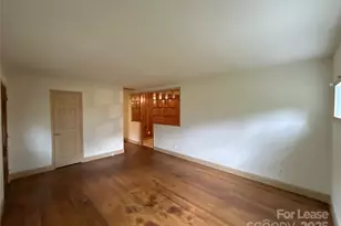 1431 Woodhill Dr, Charlotte, NC 28205 - Photo 4