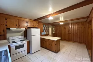 1431 Woodhill Dr, Charlotte, NC 28205 - Photo 6