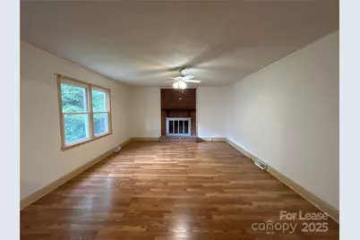 1431 Woodhill Drive, Charlotte, NC 28205 - Photo 8