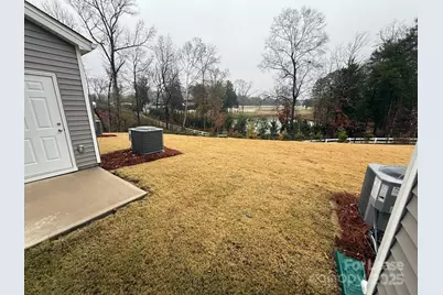 4113 Summit Woods Drive, Charlotte, NC 28216 - Photo 18
