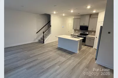 4113 Summit Woods Drive, Charlotte, NC 28216 - Photo 6