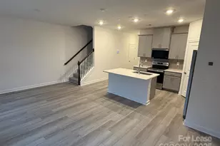 4113 Summit Woods Dr, Charlotte, NC 28216 - Photo 6