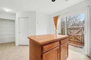 5672 Prescott Ct, Charlotte, NC 28269 - Photo 12