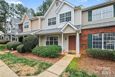 5672 Prescott Court, Charlotte, NC 28269 - Photo 2