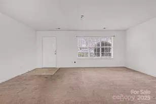 5672 Prescott Ct, Charlotte, NC 28269 - Photo 4