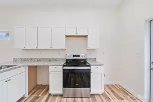 48 Phillips Ln, Spruce Pine, NC 28777 - Photo 6