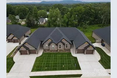 3361 48th Avenue NE #20A, Hickory, NC 28601 - Photo 1