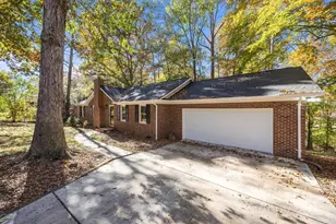 6227 King George Dr, Charlotte, NC 28213 - Photo 32