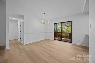 6227 King George Dr, Charlotte, NC 28213 - Photo 8