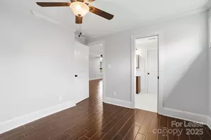 2830 Hilliard Dr, Charlotte, NC 28205 - Photo 20