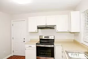 602 Childs St, Lincolnton, NC 28092 - Photo 10