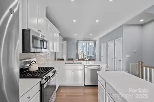 1263 N Caldwell St, Charlotte, NC 28206 - Photo 4