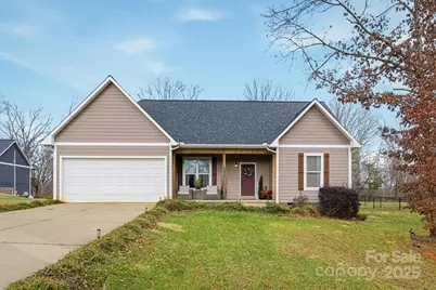4396 Belmont Drive, Morganton, NC 28655 - Photo 2
