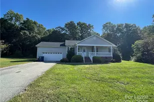 2474 Oak Valley Ln, Maiden, NC 28650 - Photo 1