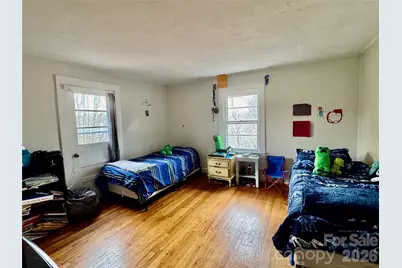 1003 Pennton Avenue SW, Lenoir, NC 28645 - Photo 16