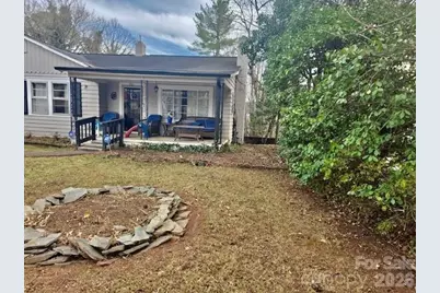 1003 Pennton Avenue SW, Lenoir, NC 28645 - Photo 2