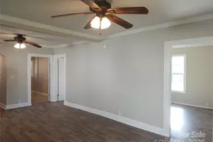 1033 4th St, Statesville, NC 28677 - Photo 6