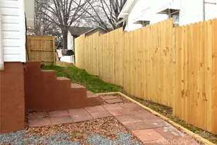 1033 4th St, Statesville, NC 28677 - Photo 20