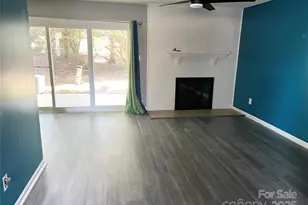 9427 S Vicksburg Ct, Charlotte, NC 28210 - Photo 10