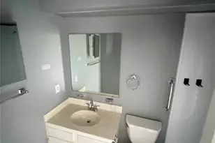 9427 S Vicksburg Ct, Charlotte, NC 28210 - Photo 14