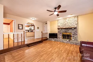 3250 15th St NE, Hickory, NC 28601 - Photo 4