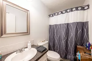 3250 15th St NE, Hickory, NC 28601 - Photo 20