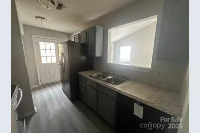 2000 Teddington Drive, Charlotte, NC 28214 - Photo 6