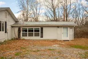 333 Oakview Park Rd, Asheville, NC 28803 - Photo 28