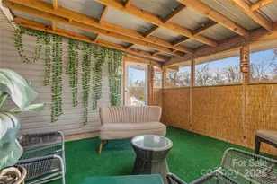 333 Oakview Park Rd, Asheville, NC 28803 - Photo 20