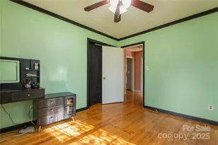 333 Oakview Park Rd, Asheville, NC 28803 - Photo 16