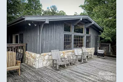 2736 White Oak Flats Road, Green Mountain, NC 28740 - Photo 10