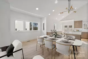 5733 Selkirk Dr, Hickory, NC 28601 - Photo 8