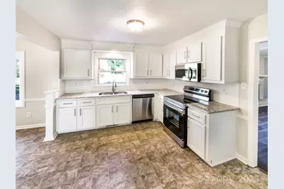 2400 Amity Avenue, Gastonia, NC 28054 - Photo 2