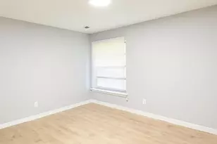 2025 Tyvola Rd, Charlotte, NC 28210 - Photo 8