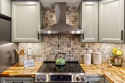 116 Samantha Drive, Fairview, NC 28730 - Photo 6