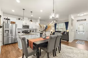 2617 Winter Thistle Wy, Fort Mill, SC 29707 - Photo 6